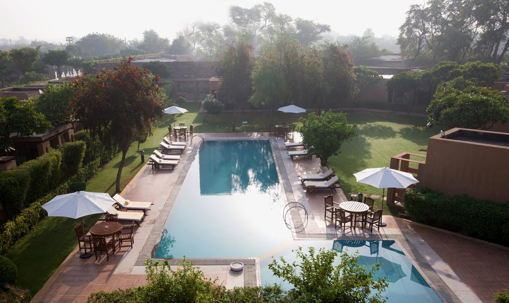 Lemon Tree Hotel, Tarudhan Valley, Manesar Gurgaon Eksteriør billede