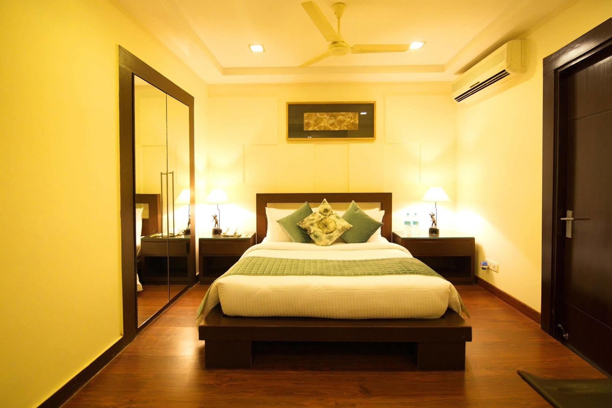 Lemon Tree Hotel, Tarudhan Valley, Manesar Gurgaon Eksteriør billede